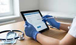 Народный фронт оценит условия труда и и удовлетворенность медработников