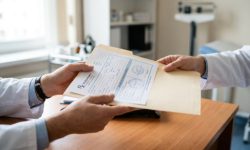 Новые правила выдачи медицинской документации и справок: что можно и чего нельзя