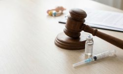 Суд компенсировал родителям средства за вакцинацию ребенка в рамках Нацкалендаря прививок
