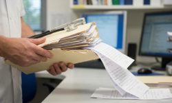 Опрос российских врачей выявил самый ненадежный канал передачи данных о пациенте