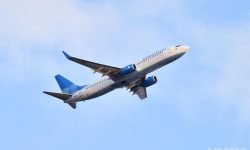 Россиянам объяснили, почему не стоит курить в самолете