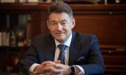 Академик Каприн переизбран президентом Ассоциации онкологов России