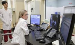 Почти 70% американских врачей используют ИИ ежедневно