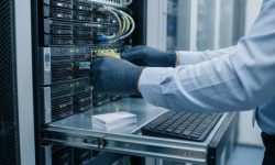 Названы предложения по зарплате для специалистов по кибербезопасности