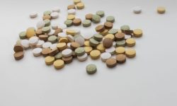 Вакцина от оспы в жевательных таблетках впервые вышла на гражданский рынок России