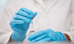В России зарегистрируют пятую персональную онковакцину