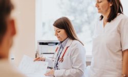 Пациентам в Москве будут открывать направления на некоторые исследования без приема терапевта
